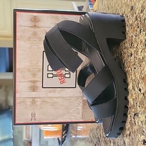 💋Stylish Sandals👡